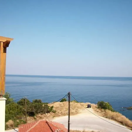 Aparthotel Dioni & Poros (Kefalonia)