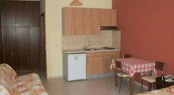 Dioni & Aparthotel Poros (Kefalonia)