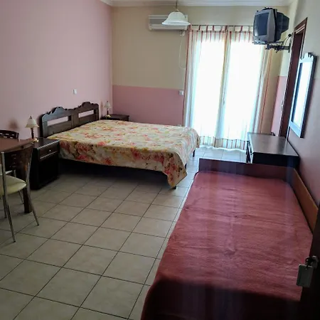 Aparthotel Dioni & Poros (Kefalonia)