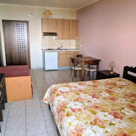 Aparthotel Dioni &